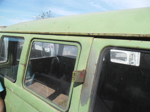Vw Kombi Corujinha P/ Restaurar Estrutura Boa Sem Motor