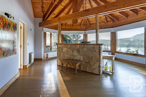 Imagen 12 de 20 de Alquiler Casa En Bariloche Con Costa De Lago Nahuel Huapi. 9 Pax. Km16. 306.