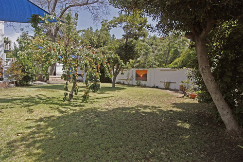 Casa En Arriendo De 6 Dorm. En Las Condes / Estadio Español