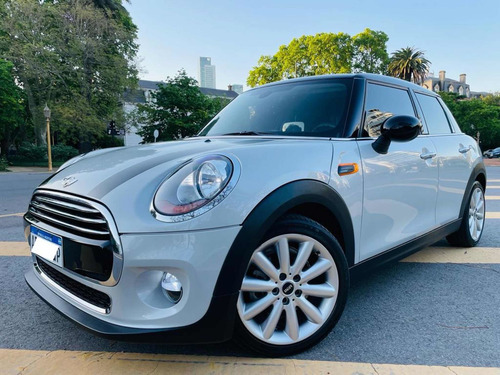 Imagen 2 de 10 de Mini Cooper 2018 1.5 F56 Pepper Wired 136cv