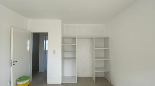 Imagen 10 de 12 de Vendo Duplex Neuquen Barrio Gastronomico