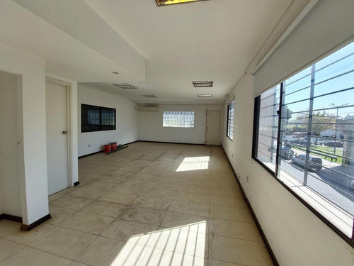 Imagen 8 de 12 de Depósito En Alq/vta De 2080m2 - Pompeya