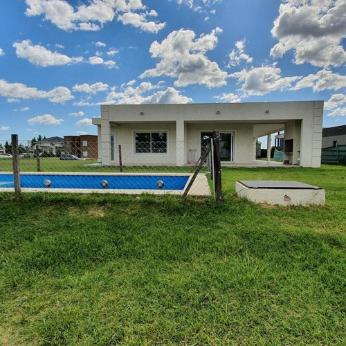 Imagen 6 de 12 de Casa En Cruz Del Sur - San Vicente - Canning