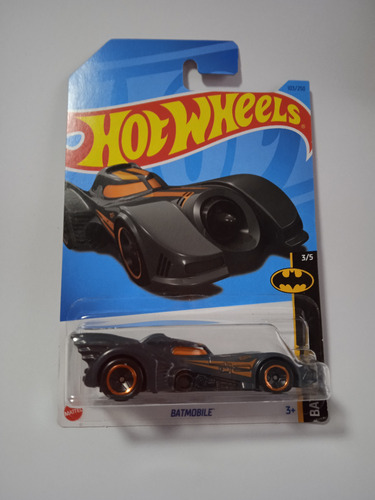 Hot Wheels Batman Batmobile Gris Oscuro No. 103/250 2021 3/5