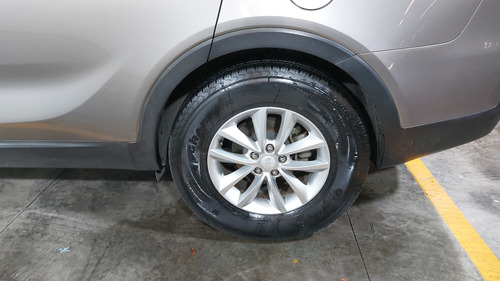 Kia Sorento 2.4 Lx At