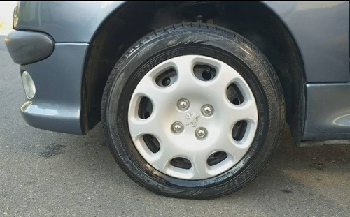 Peugeot 206 1.4 Presence 8v Flex 4p Manual