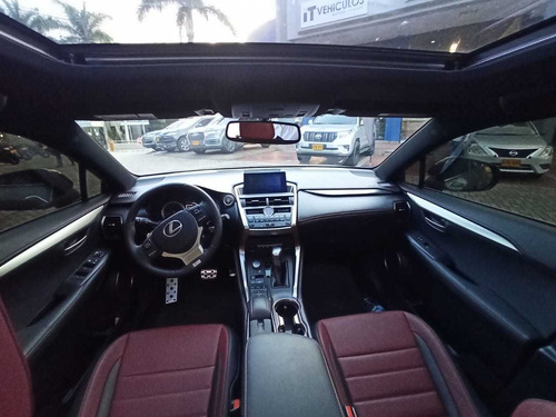 Lexus Nx 200t At 2.0t 2015