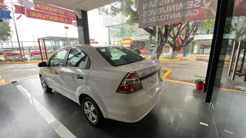 Imagen 3 de 13 de Chevrolet Aveo 2018 1.5 Ls Mt