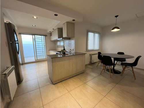 Venta/ Ph 3 Ambientes A La Calle/ 1 Piso Por Escalera/ Mar Del Plata