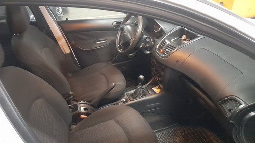 Peugeot 207 1.4 Xs