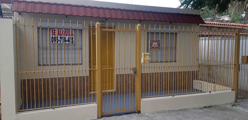 Disponible Nuevamente !! Casa Al Frente. Excelente Estado