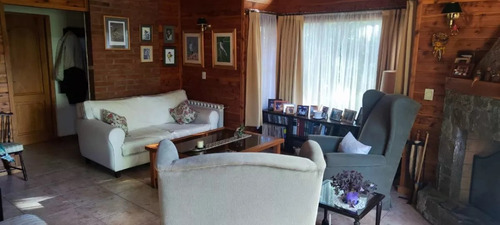 Venta, Casa, Altos Del Chapelco, Jardin, Asfalto, San Martin De Los Andes, Neuquen, Patagonia