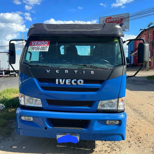 Caminhão Iveco Azul 2013 Vertis 