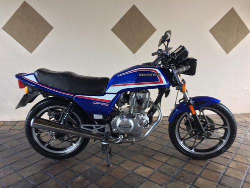 Imagem 3 de 14 de Honda Cb 400