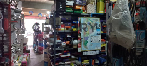 Imagen 13 de 24 de Local En Venta En Pilar, Zona Comercial