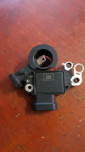 Regulador Alternador Chevrolet  Aveo, Optra 3 Pines Izq.