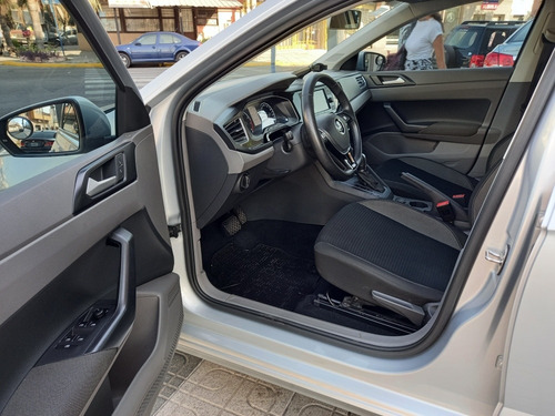 Imagen 16 de 25 de Volkswagen Polo 2018 1.6 Msi Comfort Plus At 6ta