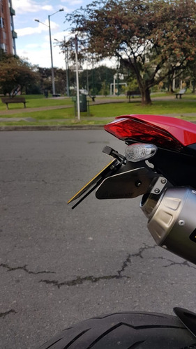 Ducati Hypermotard 950