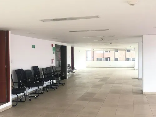 Oficina En Arriendo En Centro Internacional. Cod A1050032