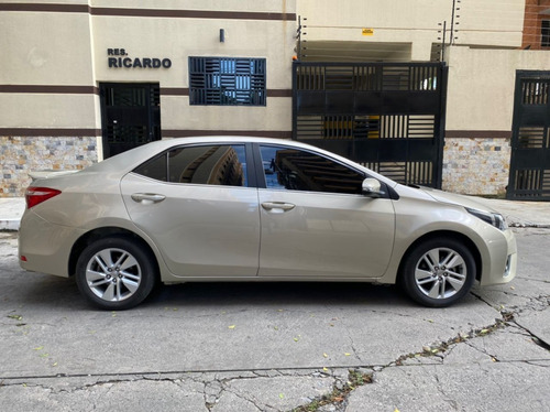 Imagen 3 de 8 de Toyota Corolla Gli