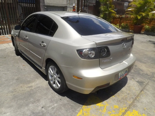 Mazda Mazda 3 .