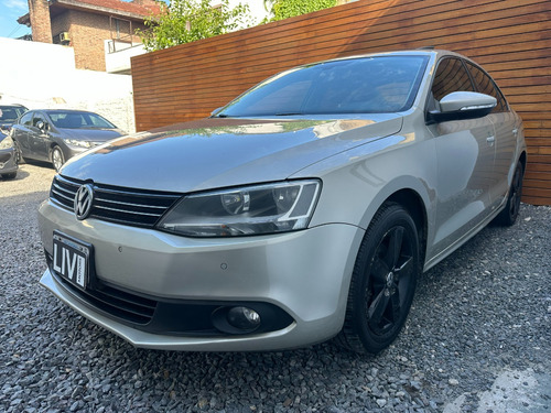 Volkswagen Vento 2.5 Luxury 170cv Tiptronic