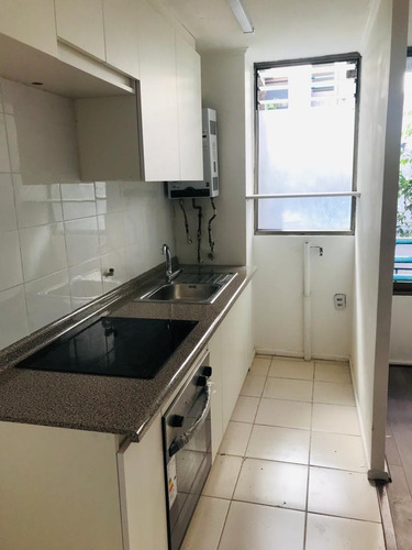Excelente Depto Amplio , 1 Piso , 3 Dormitorios , 1 Baño .