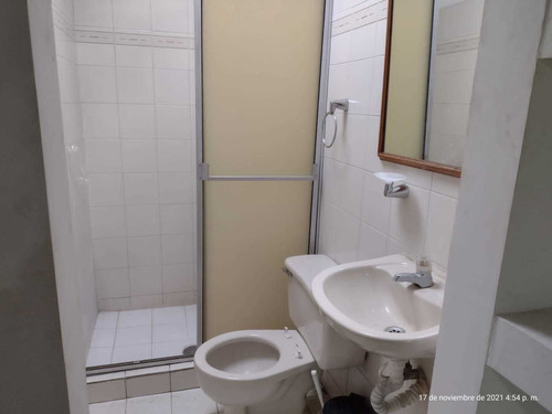 Imagen 25 de 30 de Se Vende Casa Con Oficinas Para Inversion (s.m)