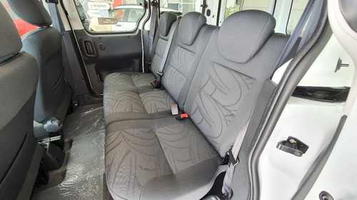 Imagen 13 de 15 de Berlingo Multispace Hdi 92 Xtr