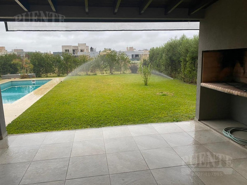 Imagen 16 de 30 de Casa - Santa Juana - Canning - Esteban Echeverria - Venta - Alquiler Temporal