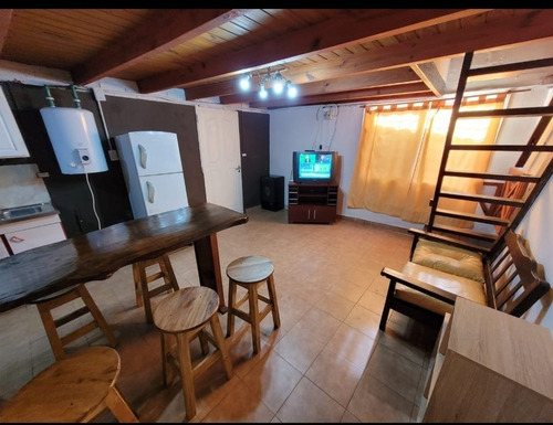 Departamento A 100 Metros De La Plaza De Merlo!!