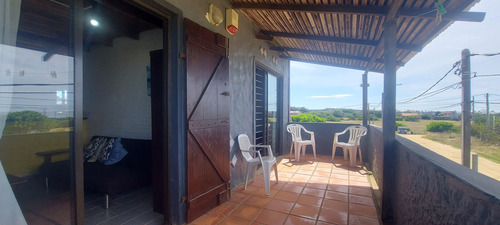 Complejo En Venta De 3 Apartamentos En La Paloma
