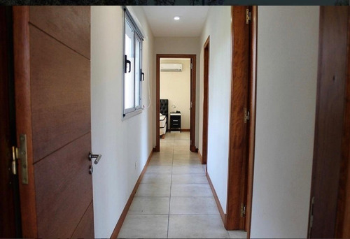 Imagen 14 de 24 de Casa Moderna Con Piscina - Zona Alamos - Enero No Disponible