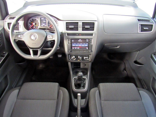 Volkswagen Fox 1.6 MSI TOTAL FLEX CONNECT 4P MANUAL
