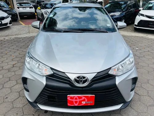 Toyota Yaris 1.5 Core At Sedan Cvt
