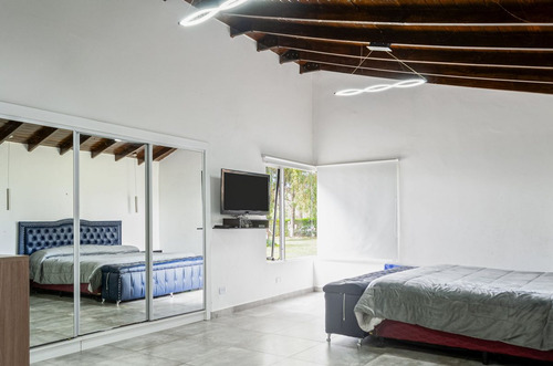 Casa Quinta En Venta Barrio Santa Anita