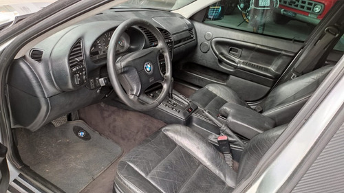 Imagem 10 de 16 de Bmw 323i 2.5 Coupé 24v Gasolina 4p Automático