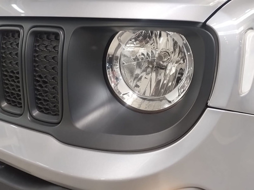 Jeep Renegade 1.8 Flex Aut. 5p