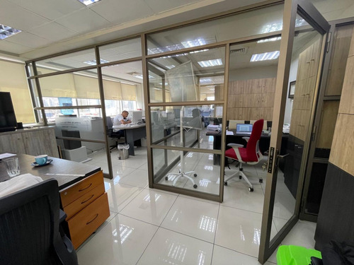 Excelente Ubicación, Ed. Torre Empresarial