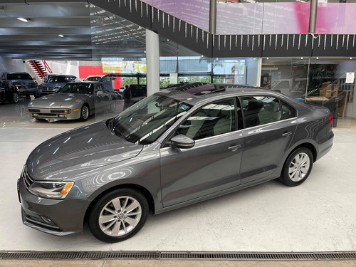 Imagen 2 de 12 de Volkswagen Jetta 2015 2.0 Tdi L4 T Diesel Nave B A C At