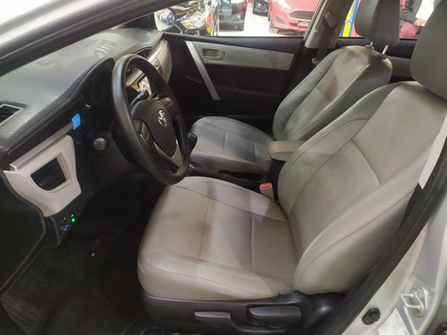 Imagem 11 de 15 de Corolla Gli 1.8 Flex Automático Banco De Couro E Multmidia