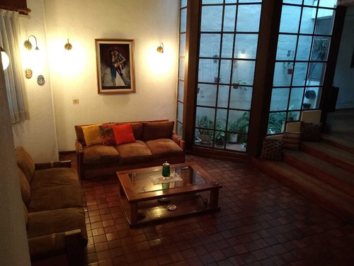 Imagen 5 de 30 de Casa En Venta Sobre Pelagio Luna Al 3800 Barrio Urca !