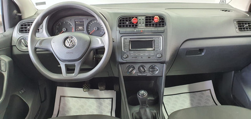 Imagen 8 de 15 de Volkswagen Vento 2020 1.6 Comfortline Mt