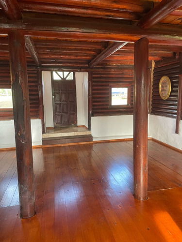 Venta De Cabaña De Troncos Restaurada - Con Gran Predio 3.400 M2 En Los Molles San Luis - Ideal Emprendimiento Gastronómico O Turístico