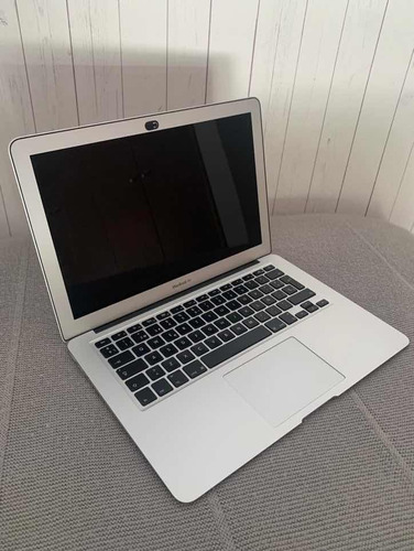 Macbook Air 13 2015 4gb