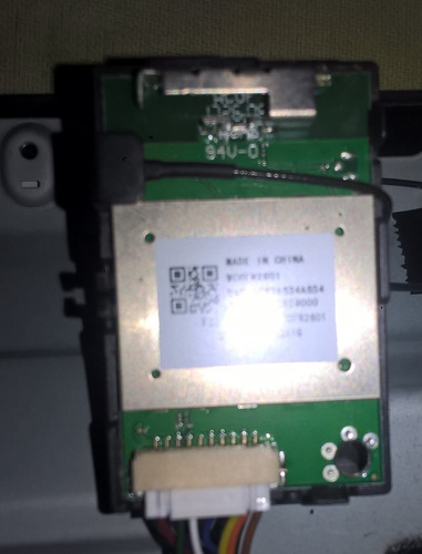 Imagen 5 de 9 de Smart Tv Tcl 32s301 Pantalla Partida,mainboard,fuente,wifi