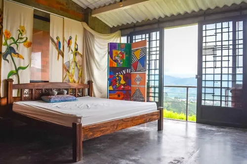 Casa Campestre En Arriendo Via Chinchina (279059917).