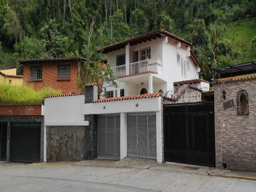 Se Vende Casa 629m2 5h/ 5b/ 5pe Alto Prado