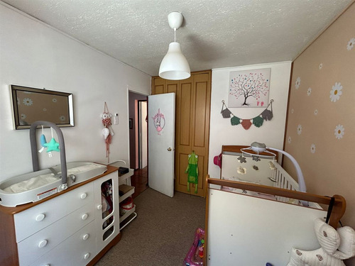 Casa En Venta De 7 Dorm. 3 Baños En Peñalolén