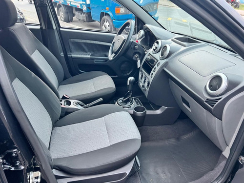 Ford Fiesta 1.6 MPI CLASS SEDAN 8V FLEX 4P MANUAL